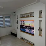 Daire Twins House *